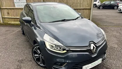Used Renault Clio IV Dynamique 110 HP (80 kW) 2017 Grey Hatchback