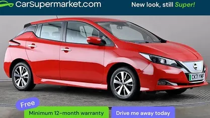 Usado Nissan Leaf Acenta 110 kW (150 HP) 2021 Vermelho Citadino