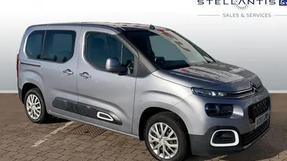 Used Citroën Berlingo Feel 110 HP (80 kW) 2023 MPV