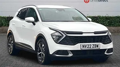 White Used 2021 Kia Sportage Launch Edition SUV | £19,250 (Fair price)