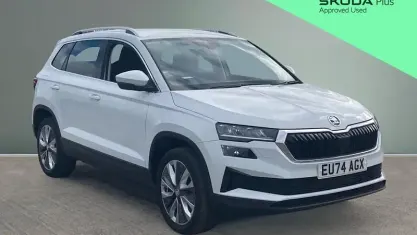 Begagnad Skoda Karoq SE L 150 HK (110 kW) 2024 Vit SUV