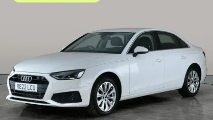 Używany Audi A4 Comfort 150 KM (110 kW) 2022 Biały Sedan/Limuzyna