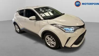 Used Toyota C-HR 122 HP (89 kW) 2022 White SUV