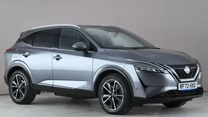 Begagnad Nissan Qashqai Tekna 190 HK (139 kW) 2023 Grå SUV
