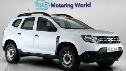 Second-hand Dacia Duster Essentiel 91 CP (66 kW) 2023 Alb SUV