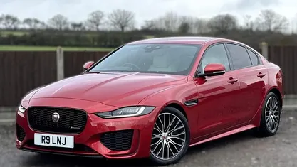 Used Jaguar XE R-Dynamic 249 HP (183 kW) 2019 Red Sedan