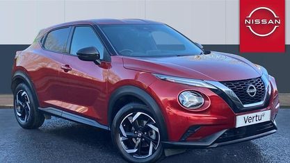 Używany Nissan Juke N-Connecta 114 KM (83 kW) 2023 Czerwony SUV
