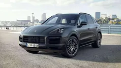 Used 2023 Porsche Cayenne Platinum Edition SUV | £67,995 (Fair price)