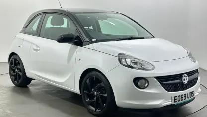 Used Vauxhall Adam 70 HP (51 kW) 2019 White Hatchback
