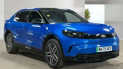 New Ford Capri Premium 250 kW (340 HP) 2025 Blue SUV