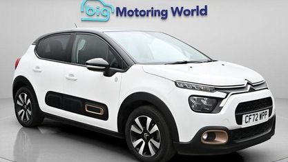 Używany Citroën C3 PureTech 83 KM (61 kW) 2023 Biały Hatchback