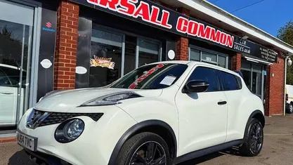 Używany Nissan Juke Acenta Premium 116 KM (85 kW) 2014 Biały SUV
