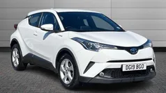 Pure white Used 2019 Toyota C-HR SUV | £15,100 (Good price)