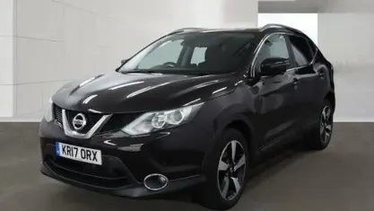 Used Nissan Qashqai N-Connecta 116 HP (85 kW) 2017 Black SUV