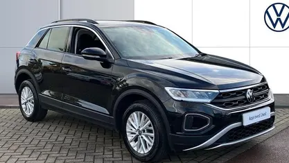 Used 2024 VW T-Roc Life SUV | £15,762 (Fair price)