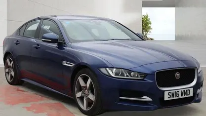 Used Jaguar XE R-Sport 179 HP (131 kW) 2019 Sedan