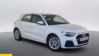 Używany Audi A1 Sportback Sport 110 KM (80 kW) 2023 Biały Hatchback