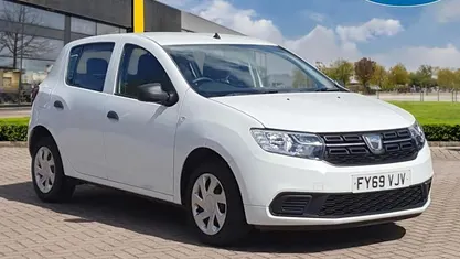 Used Dacia Sandero Essentiel 90 HP (66 kW) 2019 Hatchback