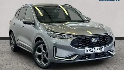 Usado Ford Kuga ST-Line 180 HP (132 kW) 2026 Prateado SUV
