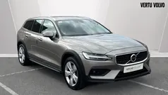 Grey Used 2019 Volvo V60 CC Estate | £15,101 (Super price)
