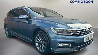 Used VW Passat R-line 220 HP (161 kW) 2018 Blue Estate