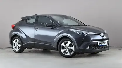 Usado Toyota C-HR 122 HP (89 kW) 2019 Cinzento SUV