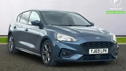 Used Ford Focus ST-Line 125 HP (91 kW) 2020 Blue Hatchback