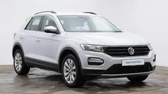 White silver metallic Used 2020 VW T-Roc SE SUV | £18,250 (Fair price)