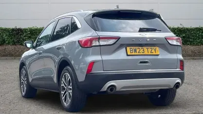 Used Ford Kuga Titanium 150 HP (110 kW) 2023 Silver SUV