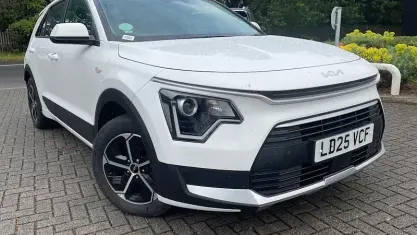 Usado Kia Niro 129 HP (94 kW) 2025 SUV
