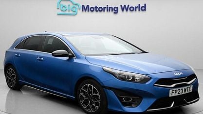 Begagnad Kia Ceed GT-Line 160 HK (117 kW) 2023 Blå Halvkombi