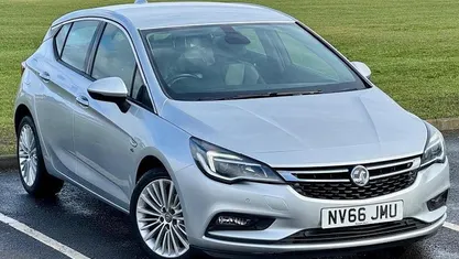 Used Vauxhall Astra Elite 136 HP (100 kW) 2019 Hatchback