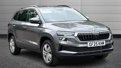 Graphite grey metallic Used 2025 Skoda Karoq SE SUV | £23,495 (Fair price)