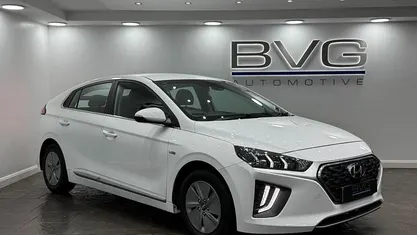 Used Hyundai Ioniq Premium 141 HP (103 kW) 2021 White Hatchback