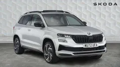 Brilliant silver metallic Used 2022 Skoda Karoq SportLine SUV | £23,250 (Fair price)