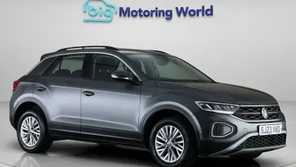 Used VW T-Roc Life 110 HP (80 kW) 2023 Grey SUV