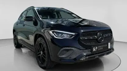 Usado Mercedes GLA200 163 HP (119 kW) 2022 Preto SUV