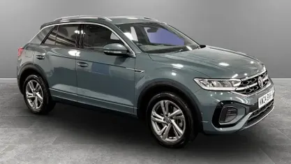 Used VW T-Roc R-line 150 HP (110 kW) 2024 Blue SUV