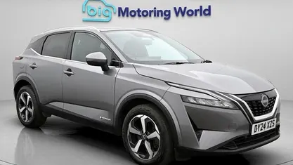 Begagnad Nissan Qashqai N-Connecta 190 HK (139 kW) 2023 Grå SUV