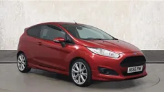 Red Used 2016 Ford Fiesta Zetec Hatchback | £5,683 (Fair price)