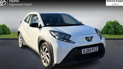 Used Toyota Aygo X PURE 72 HP (52 kW) 2025 SUV