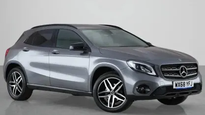 Used Mercedes GLA180 Urban 122 HP (89 kW) 2020 SUV