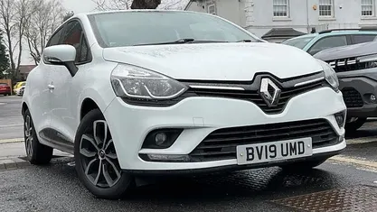 Used Renault Clio IV Play 76 HP (55 kW) 2019 Hatchback