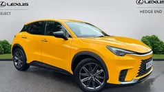 Used 2026 Lexus LBX SUV | £31,215 (Fair price)
