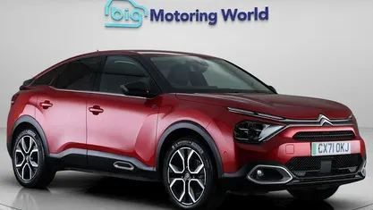 Used Citroën e-C4 Shine 100 kW (136 HP) 2023 Hatchback