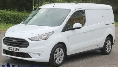 Begagnad Ford Transit Connect Limited 120 HK (88 kW) 2022 Vit Minibuss