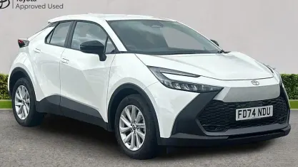 Used Toyota C-HR 140 HP (102 kW) 2026 SUV