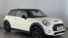 White Used 2019 Mini Cooper S Classic Hatchback | £14,800 (Super price)
