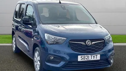Used Vauxhall Combo 102 HP (75 kW) 2021 MPV