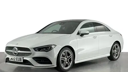 Gebraucht Mercedes CLA200 AMG Line Premium Plus 163 PS (119 kW) 2022 Limousine